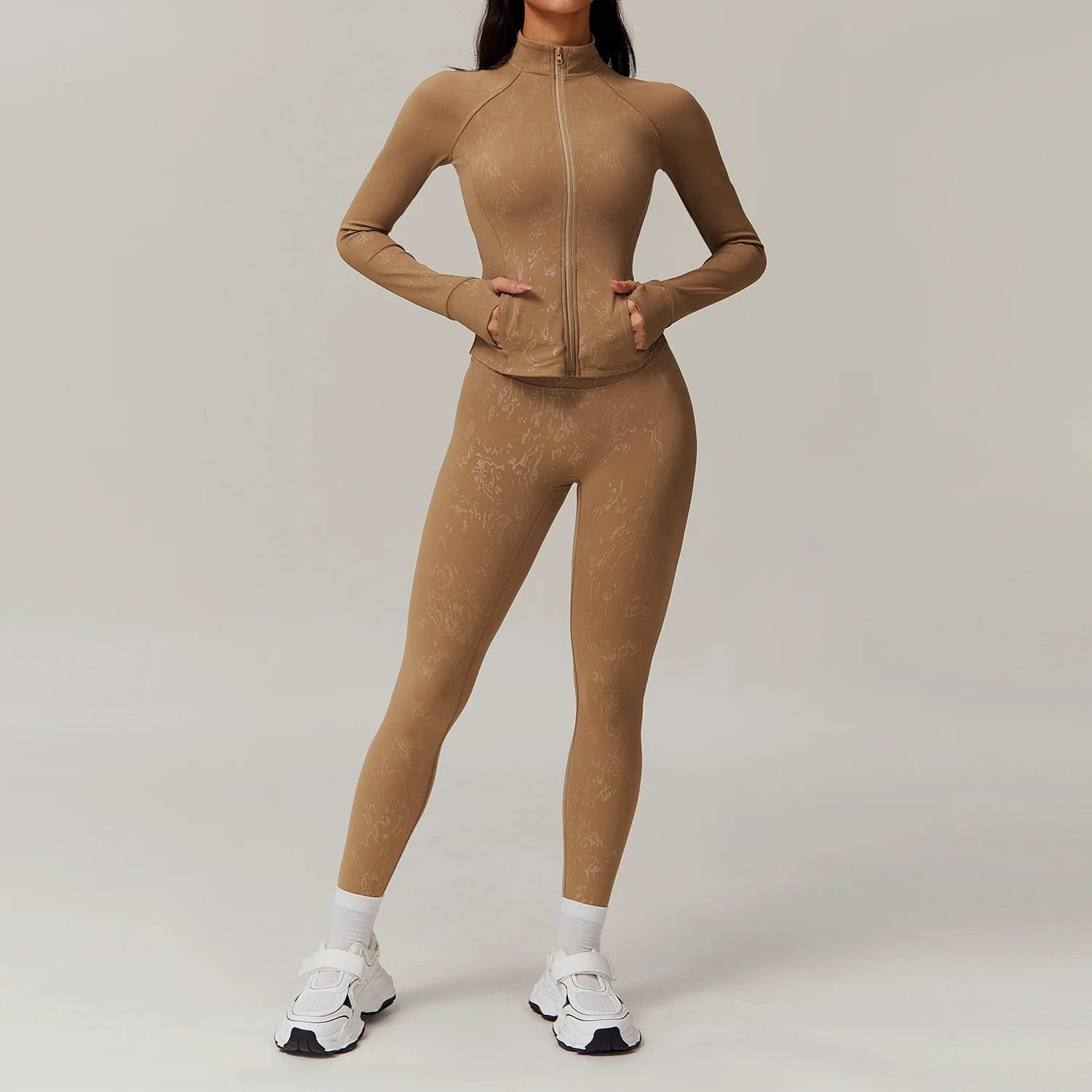 KAVRA Seamless Tracksuit Set – Long Sleeve Crop Top & High Waist Leggings